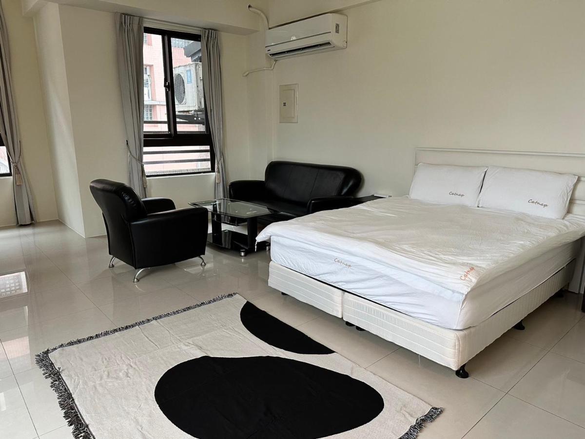 Catnap Hotel Луодонг Екстериор снимка