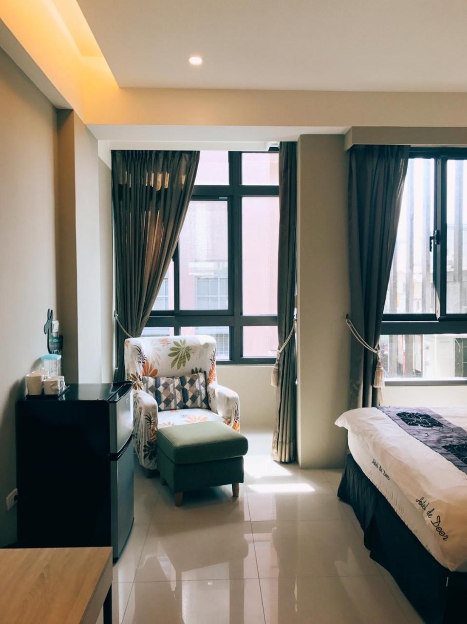 Catnap Hotel Луодонг Екстериор снимка